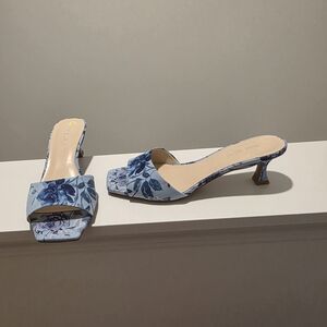 Nine West Blue Floral Heels